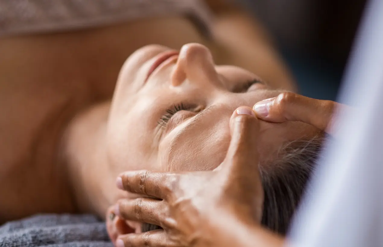 Facial Semarang Panggilan – Perawatan Wajah Nyaman di Rumah