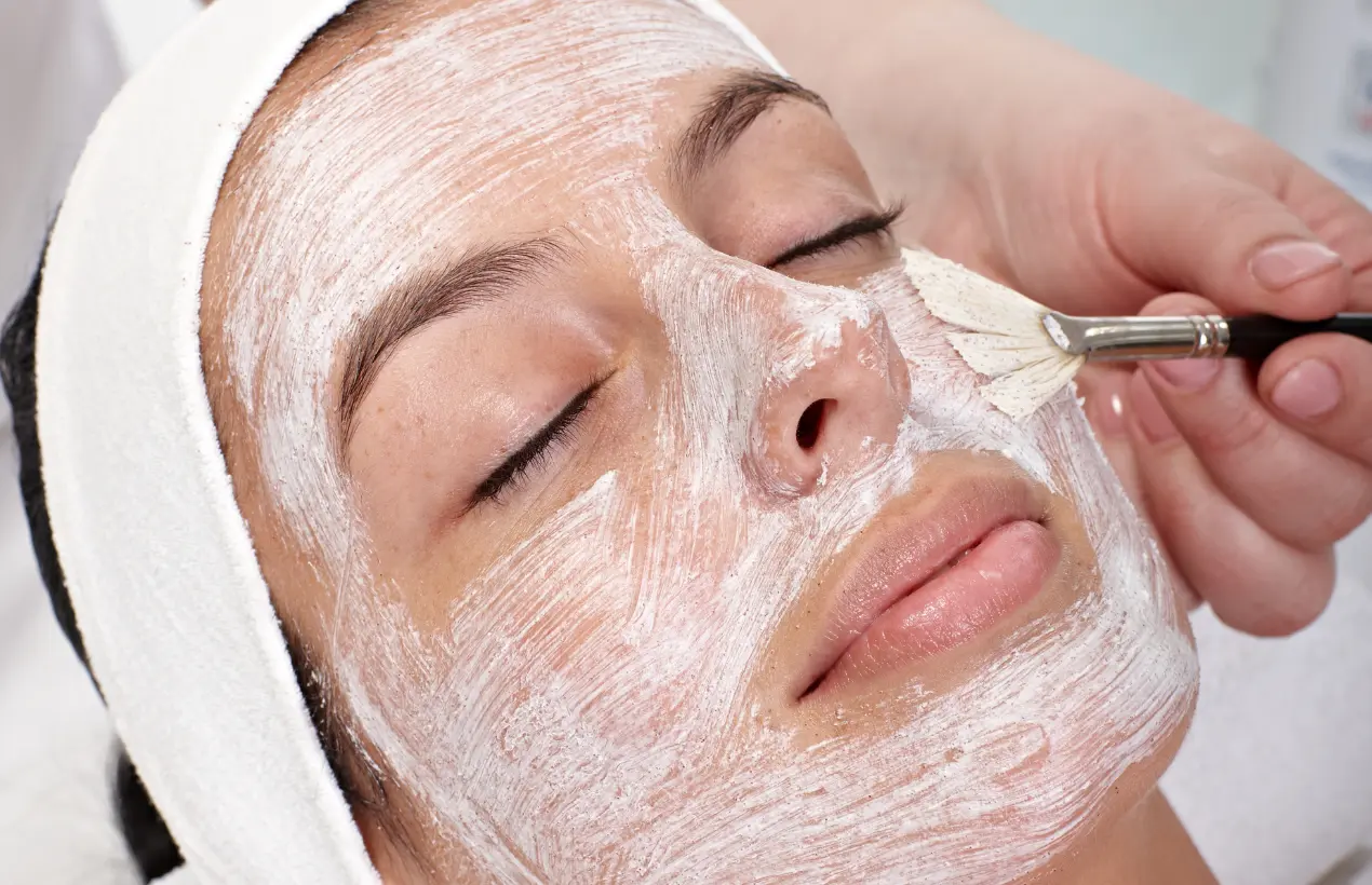 Facial Panggilan Ke Rumah di Semarang – Perawatan Wajah
